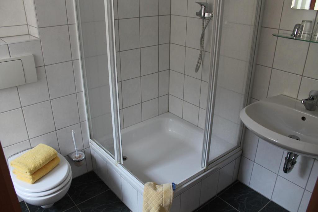 Hotel Am Stadtwall Кведлинбург Экстерьер фото
