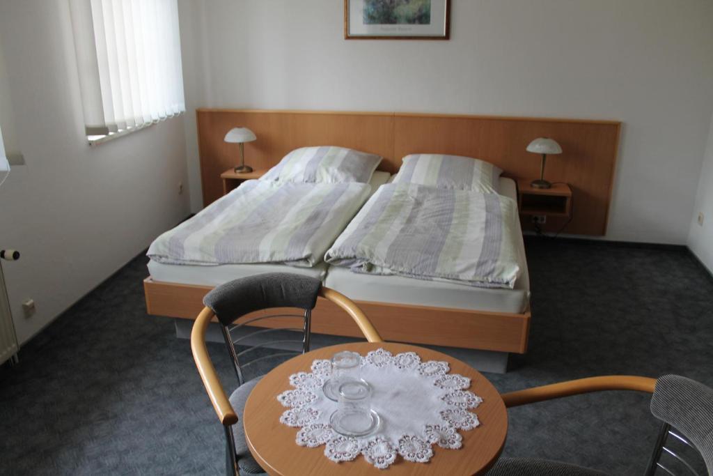 Hotel Am Stadtwall Кведлинбург Номер фото