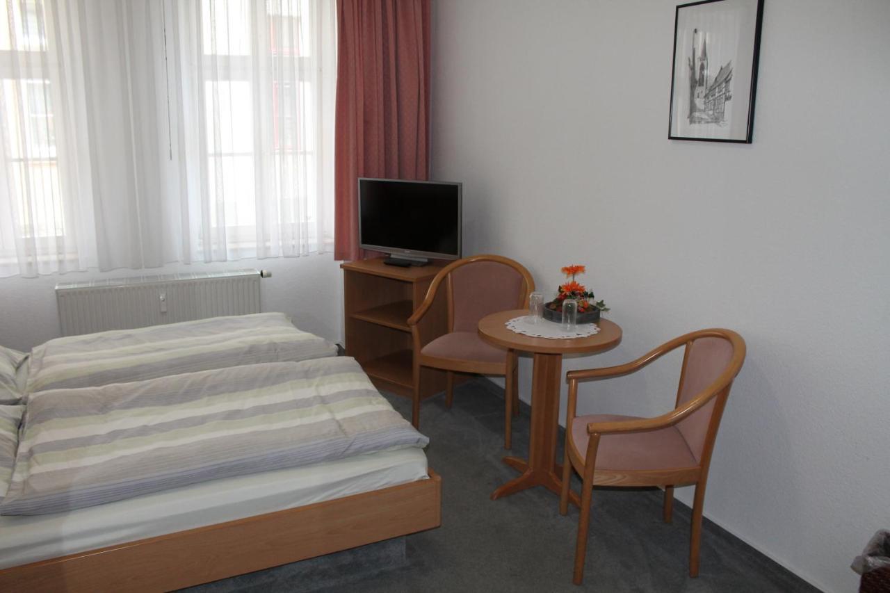 Hotel Am Stadtwall Кведлинбург Экстерьер фото